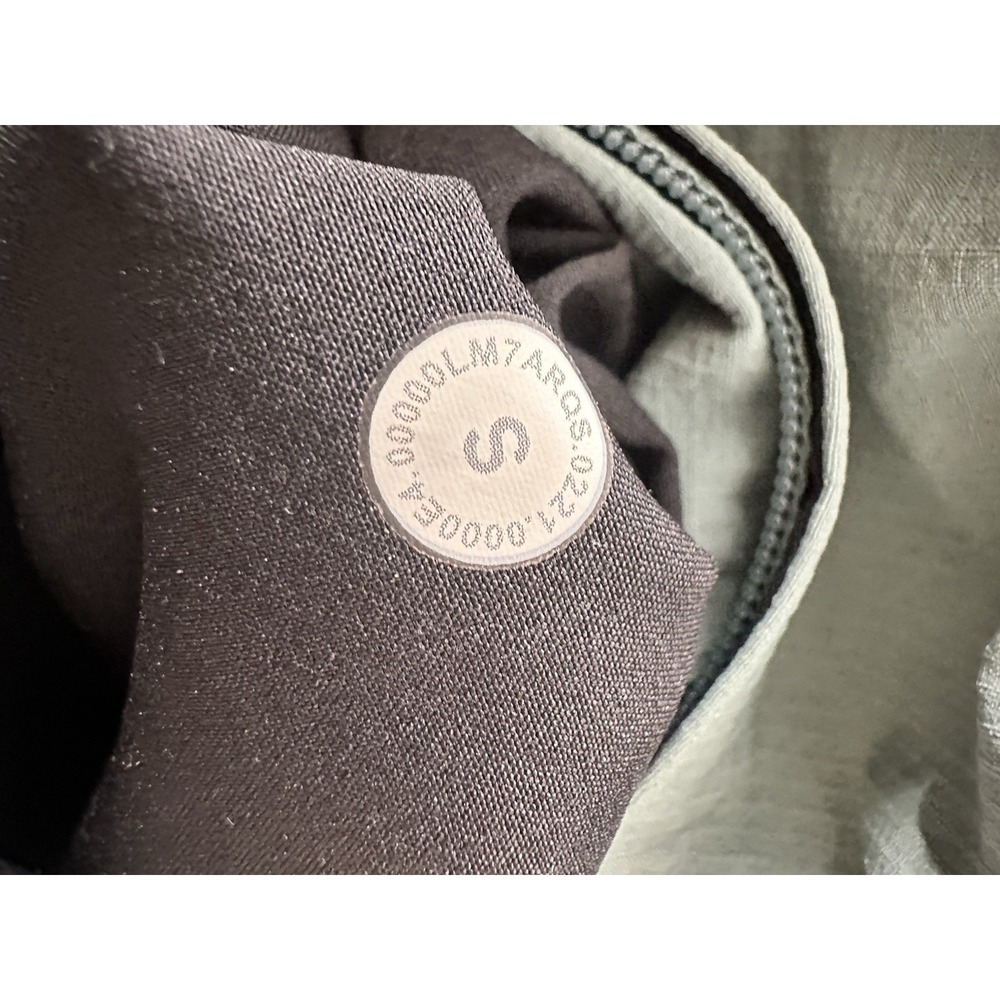 Lululemon Shorts Bowline Mens Small Stretch Gray Sage Atheisure Workout Pockets - Picture 4 of 8